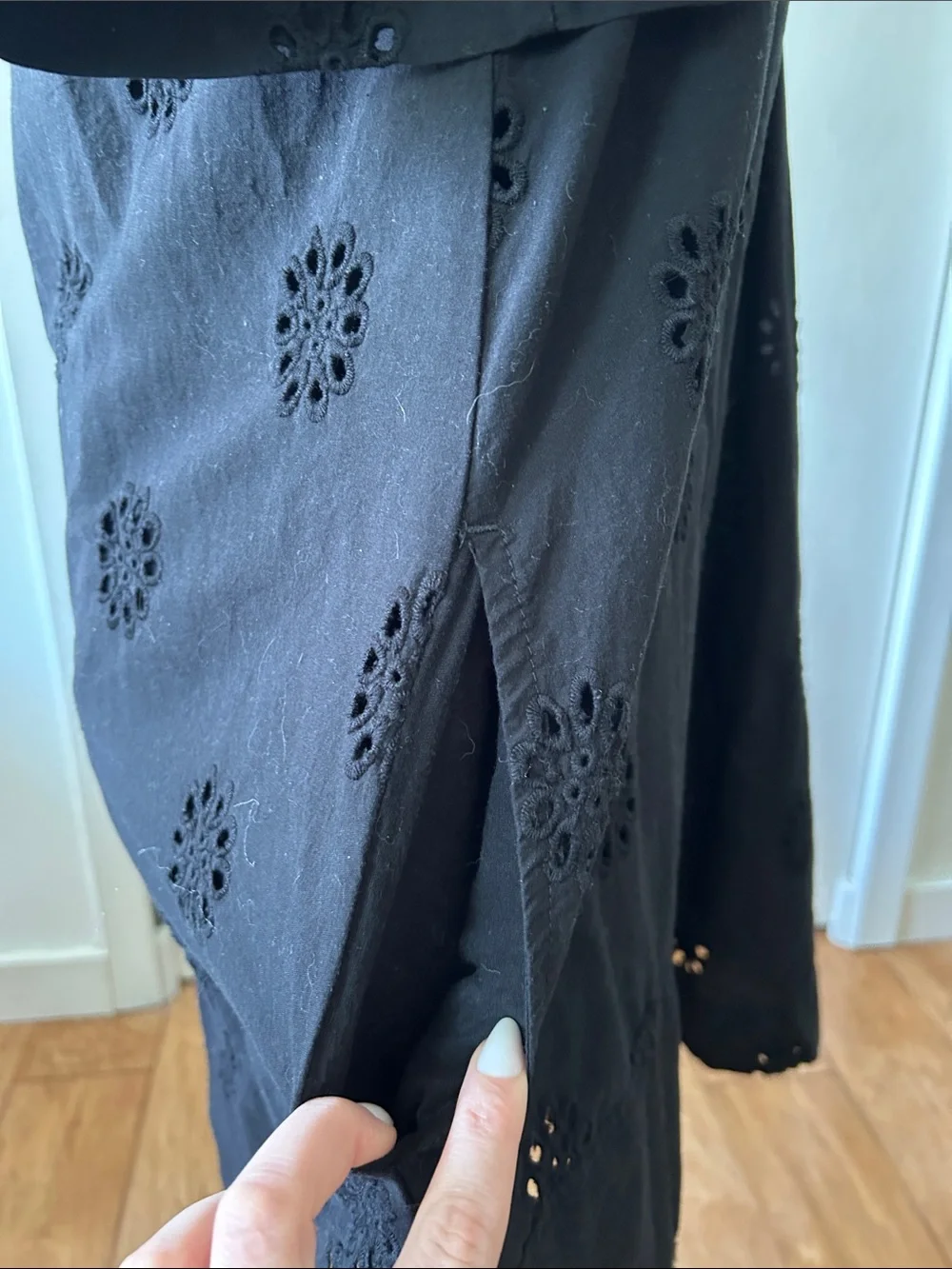 Black Eyelet Cotton Peasant Dress Free Assembly Medium - Picture 3 of 5